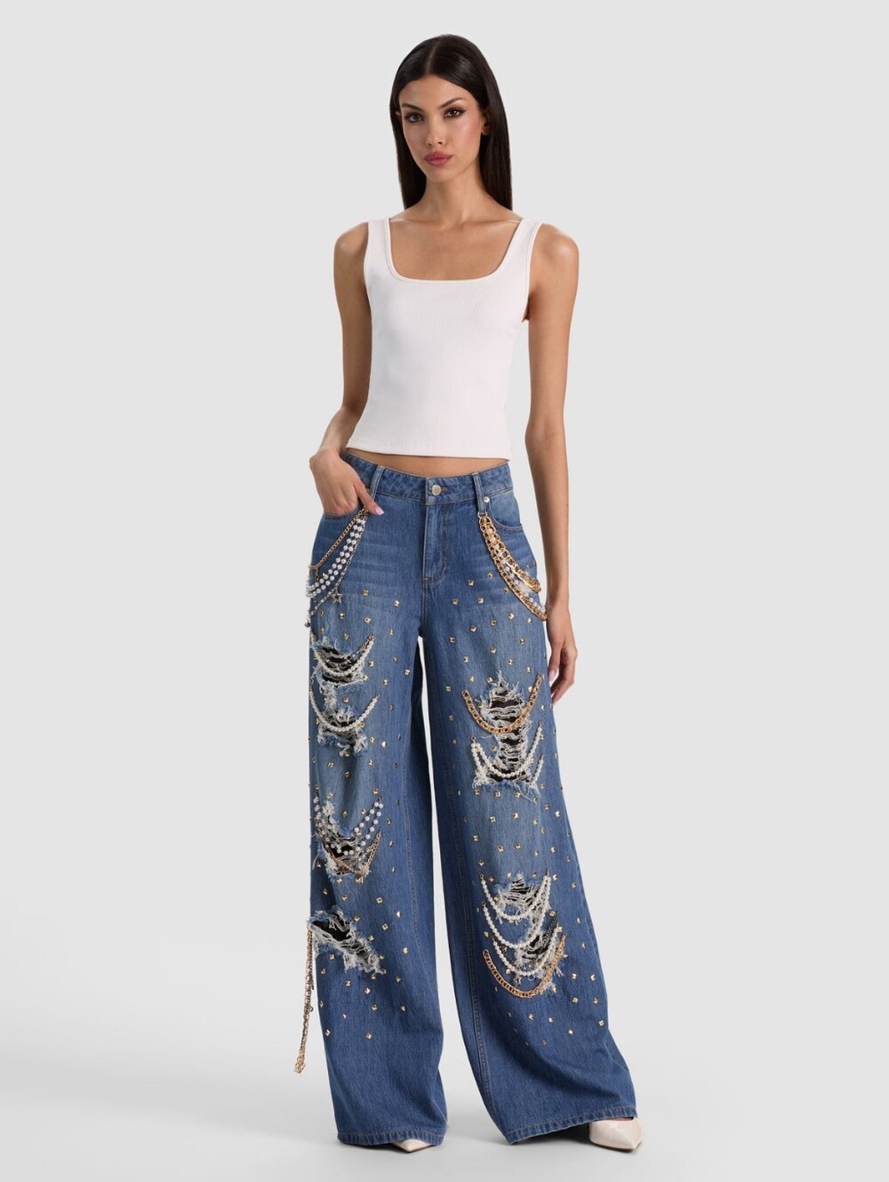 Alice + Olivia HARPER EMBELLISHED RIPPED JEAN - Picture 3 of 14